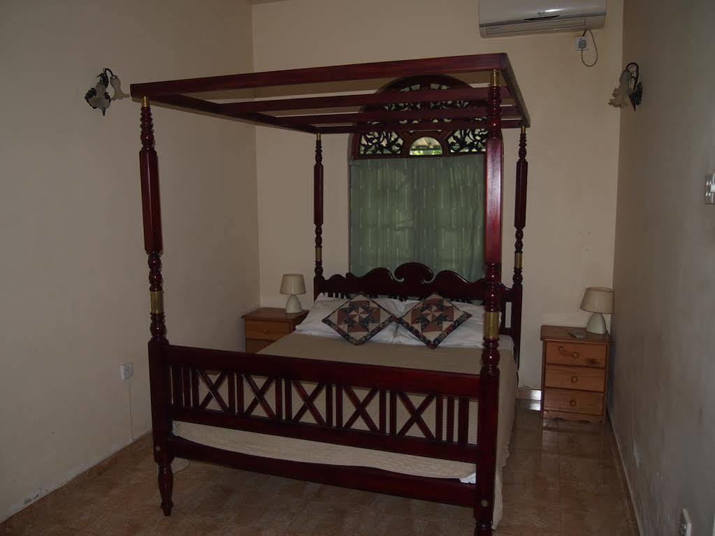 Manik Villa Бентота Екстериор снимка